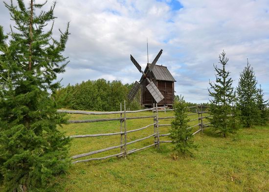 Wooden Architecture Museum Malye Korely, Russia, photo 5