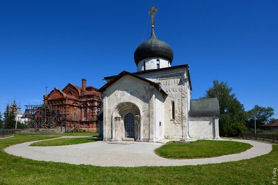 St. George Cathedral in Yuryev-Polsky, Russia, photo 1