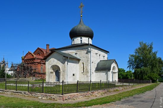 St. George Cathedral in Yuryev-Polsky, Russia, photo 4