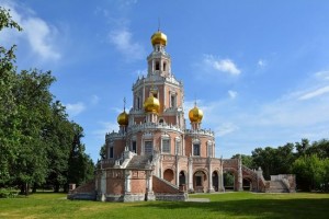Church of the Intercession at Fili in Moscow · Russia Travel Blog