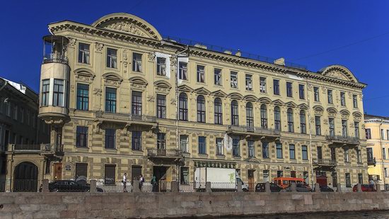 Boat trip along the canals of St. Petersburg, Russia, photo 14