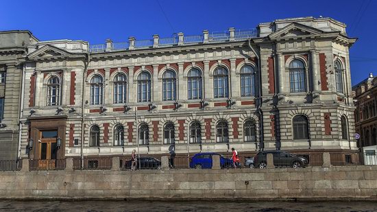 Boat trip along the canals of St. Petersburg, Russia, photo 21