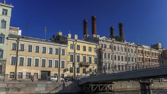Boat trip along the canals of St. Petersburg, Russia, photo 23