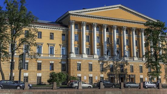 Boat trip along the canals of St. Petersburg, Russia, photo 24