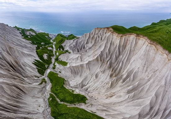 Amazing nature of Iturup Island, Russia, photo 17