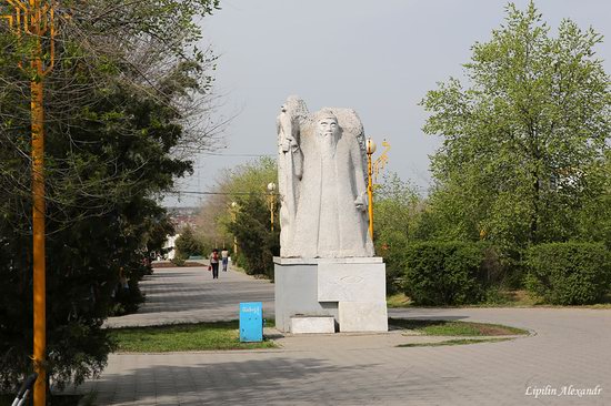 Walking the streets of Elista, Russia, photo 18