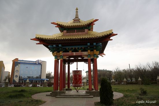 Walking the streets of Elista, Russia, photo 2