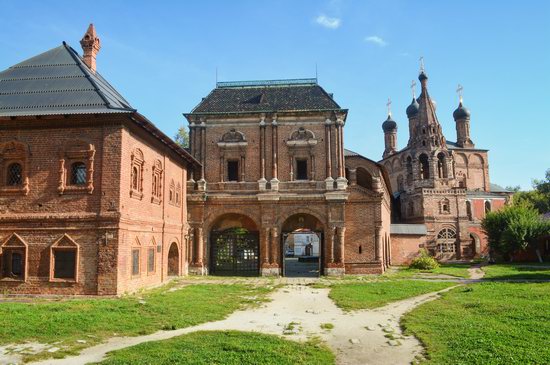 Krutitskoye Podvorye - the spirit of old Moscow, Russia, photo 11