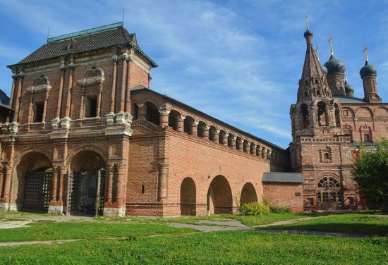 Krutitskoye Podvorye - the spirit of old Moscow, Russia, photo 4