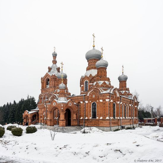 Holy Cross Church in Darna, Moscow region, Russia, photo 1