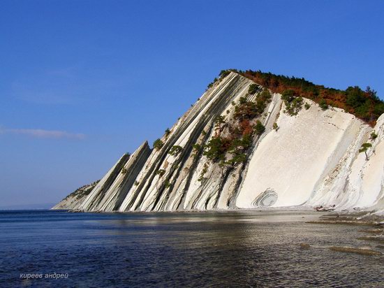 Parus (Sail) Rock near Gelendzhik, Russia, photo 13