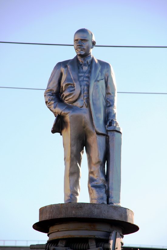 Lenin on Wheels - a Unique Roll Monument in Moscow, Russia, photo 11