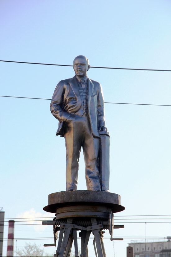 Lenin on Wheels - a Unique Roll Monument in Moscow, Russia, photo 12