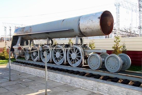 Lenin on Wheels - a Unique Roll Monument in Moscow, Russia, photo 15