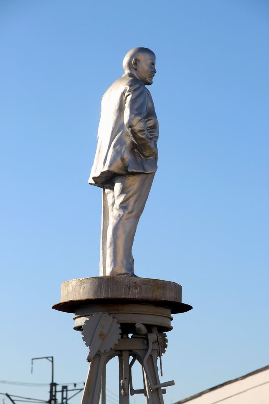 Lenin on Wheels - a Unique Roll Monument in Moscow, Russia, photo 7