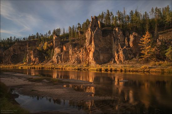 Picturesque Castles of the Sinyaya River in Yakutia, Russia, photo 5