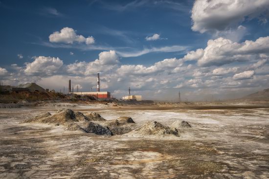 Colors of the dead world of Karabash, Russia, photo 6