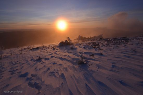 Frosty dawn in Taganay National Park, Russia, photo 11