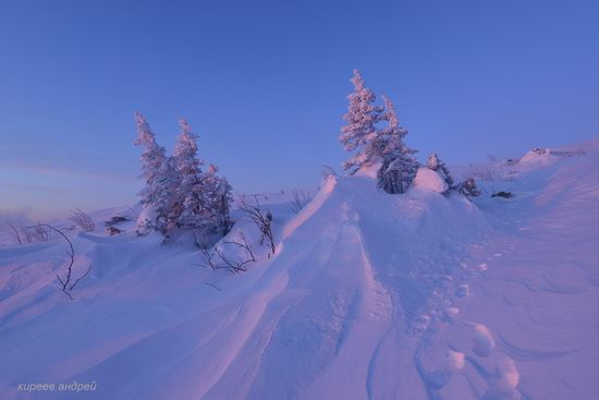 Frosty dawn in Taganay National Park, Russia, photo 8