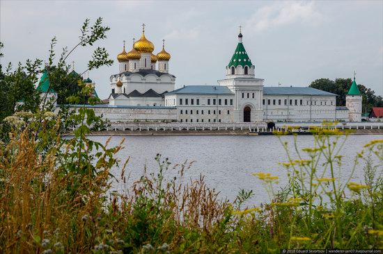 Ipatiev Monastery in Kostroma, Russia, photo 1