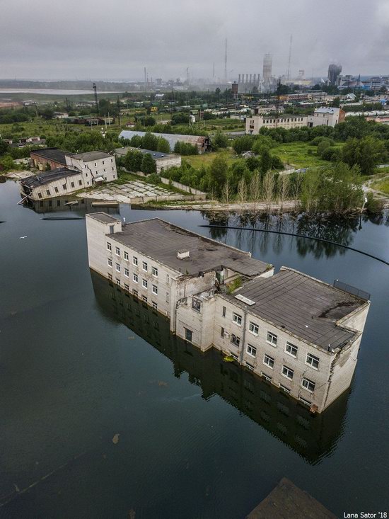 Sinkholes in Berezniki city, Perm region, Russia, photo 17