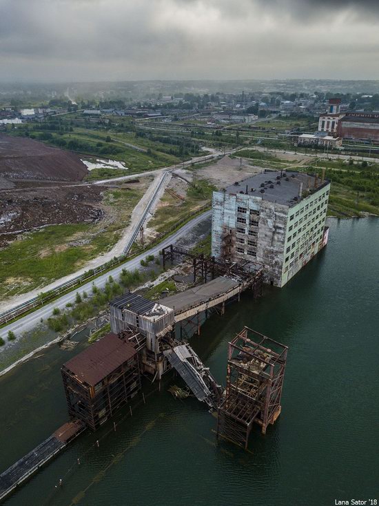 Sinkholes in Berezniki city, Perm region, Russia, photo 8