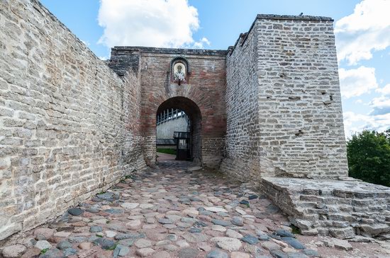 Izborsk Fortress, Russia, photo 8