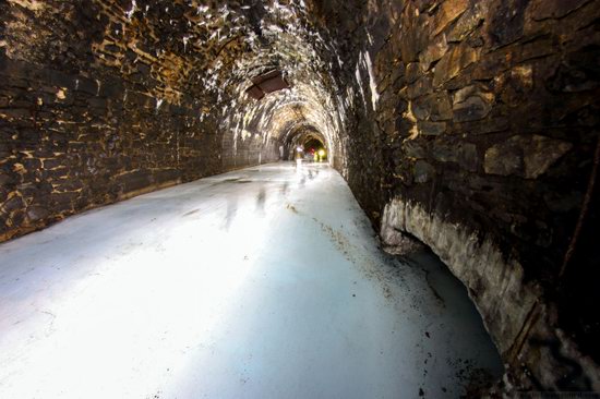 Abandoned Didino Railway Tunnel, Russia, photo 12