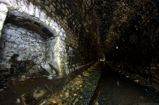 Abandoned Didino Railway Tunnel, Russia, photo 5