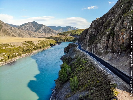 Chuya Highway - the Most Picturesque Road in Russia, photo 1