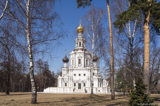 Church of the Life-Giving Trinity in Troitse-Lykovo, Moscow, Russia, photo 11