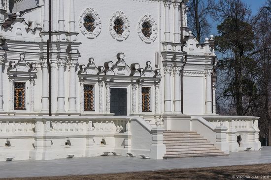 Church of the Life-Giving Trinity in Troitse-Lykovo, Moscow, Russia, photo 9