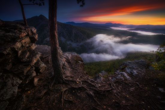 Colorful Dawn on the Top of the Aygir Cliffs, Bashkiria, Russia, photo 1