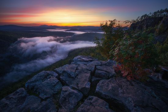 Colorful Dawn on the Top of the Aygir Cliffs, Bashkiria, Russia, photo 4