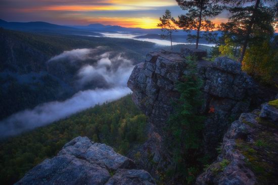 Colorful Dawn on the Top of the Aygir Cliffs, Bashkiria, Russia, photo 8