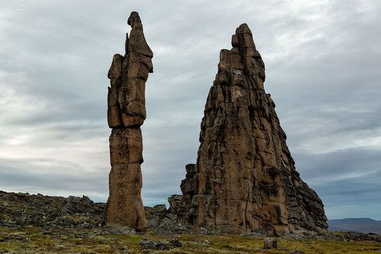 The cliffs of the Ulakhan-Sis Range, Yakutia, Russia, photo 8