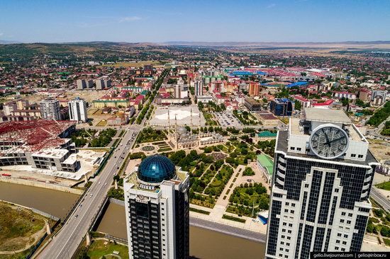 The rebuilt center of Grozny from above, Russia, photo 7