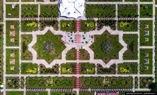 The rebuilt center of Grozny from above, Russia, photo 9