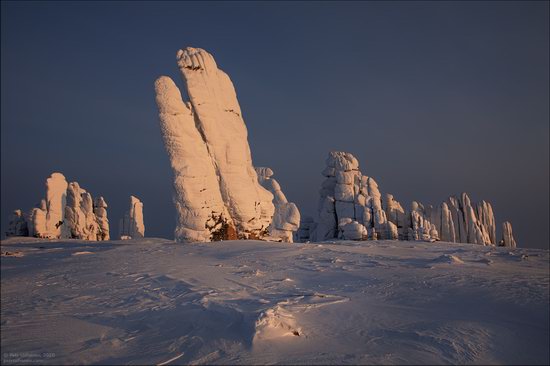 Snow Covered Stone Pillars of Ulakhan-Sis, Yakutia, Russia, photo 11