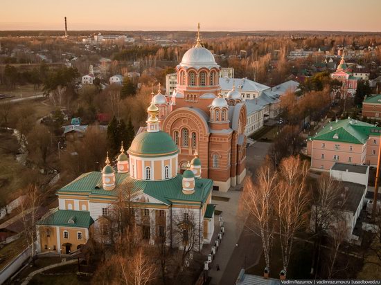 The Pokrovsky Khotkov Convent near Moscow, Russia, photo 3