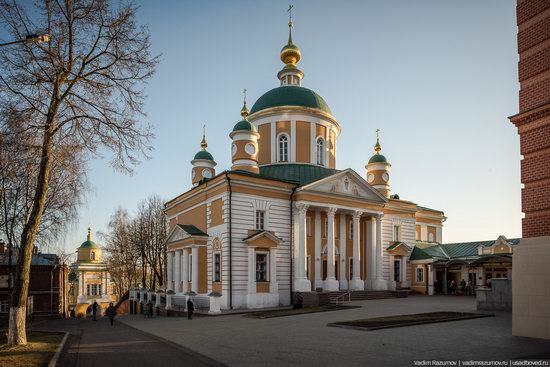 The Pokrovsky Khotkov Convent near Moscow, Russia, photo 4