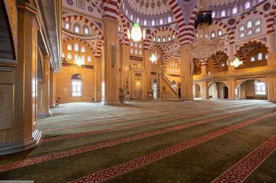 Mosque Heart of Chechnya in Grozny, Russia, photo 5