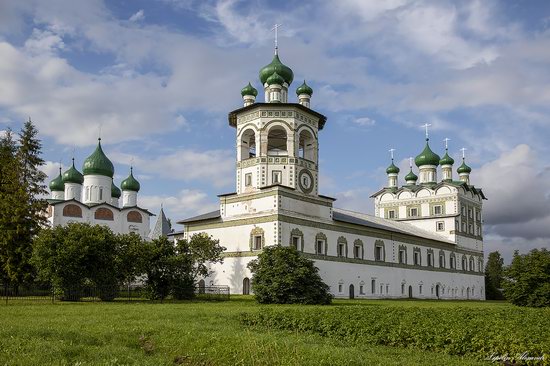 The Nikolo-Vyazhischi Convent, Novgorod Oblast, Russia, photo 1