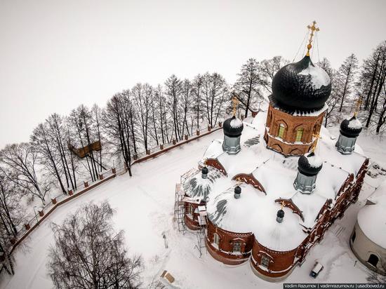 Winter in Svyato-Vvedensky Island Convent near Pokrov, Vladimir Oblast, Russia, photo 5