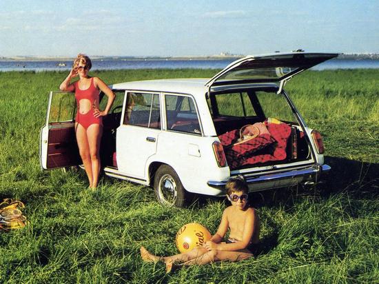 Advertising of Soviet cars in the 1960s-1970s, photo 16