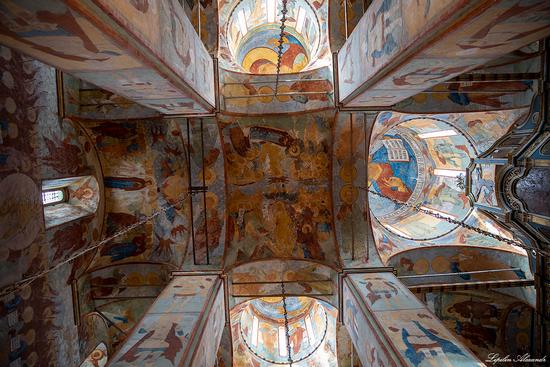Saint Sophia Cathedral in Vologda, Russia, photo 7