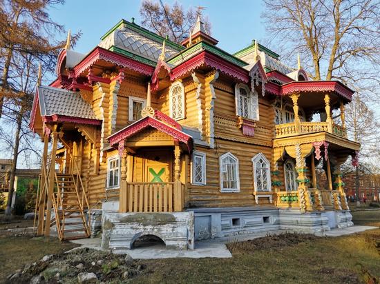 Nikolai Bugrov Summer Dacha in Volodarsk, Nizhny Novgorod Oblast, Russia, photo 1