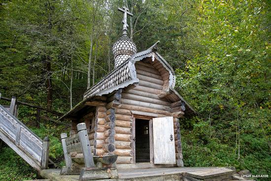 Natural Spring Gremyachiy Klyuch in Moscow Oblast, Russia, photo 14