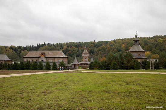 Natural Spring Gremyachiy Klyuch in Moscow Oblast, Russia, photo 2