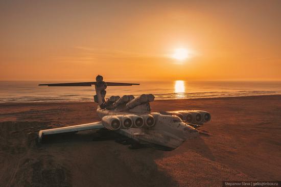 Ekranoplan "Lun" - a unique military vehicle near Derbent, Russia, photo 1